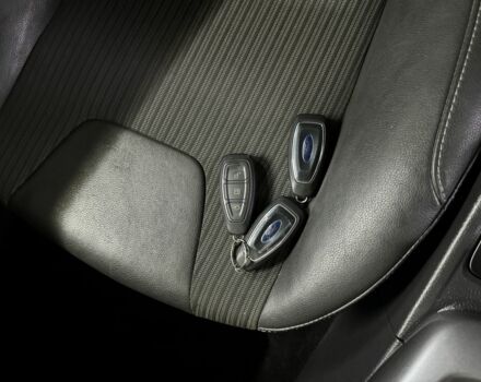 Серый Форд Фокус, объемом двигателя 1.6 л и пробегом 180 тыс. км за 3500 $, фото 5 на Automoto.ua