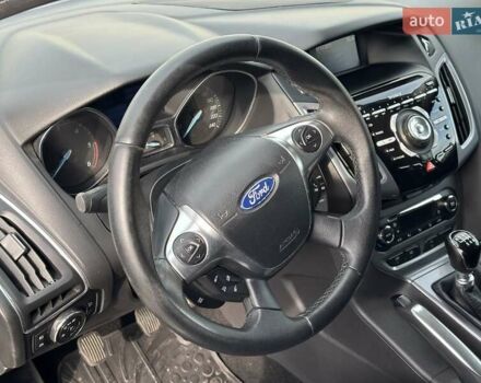 Серый Форд Фокус, объемом двигателя 1.6 л и пробегом 194 тыс. км за 8250 $, фото 21 на Automoto.ua