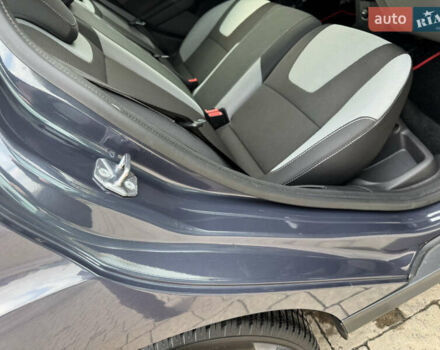 Серый Форд Фокус, объемом двигателя 1.6 л и пробегом 190 тыс. км за 8700 $, фото 50 на Automoto.ua