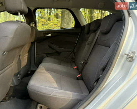 Серый Форд Фокус, объемом двигателя 2 л и пробегом 265 тыс. км за 6900 $, фото 41 на Automoto.ua