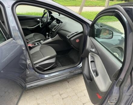 Серый Форд Фокус, объемом двигателя 1.6 л и пробегом 260 тыс. км за 7200 $, фото 18 на Automoto.ua