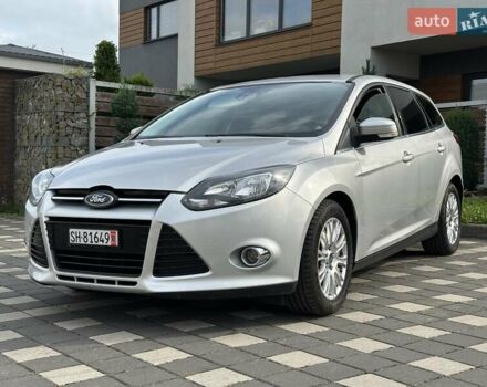 Серый Форд Фокус, объемом двигателя 1.6 л и пробегом 194 тыс. км за 8250 $, фото 2 на Automoto.ua