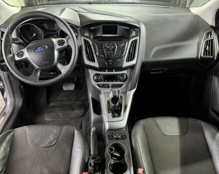 Серый Форд Фокус, объемом двигателя 1.6 л и пробегом 180 тыс. км за 3500 $, фото 4 на Automoto.ua