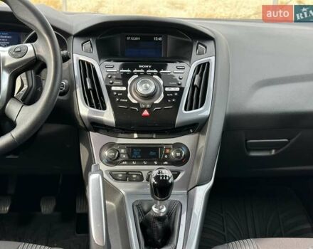 Серый Форд Фокус, объемом двигателя 1.6 л и пробегом 194 тыс. км за 8250 $, фото 32 на Automoto.ua