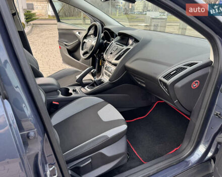 Серый Форд Фокус, объемом двигателя 1.6 л и пробегом 190 тыс. км за 8700 $, фото 34 на Automoto.ua