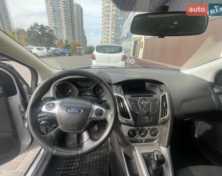Сірий Форд Фокус, об'ємом двигуна 1.6 л та пробігом 240 тис. км за 7100 $, фото 4 на Automoto.ua