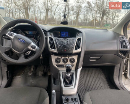 Сірий Форд Фокус, об'ємом двигуна 1.56 л та пробігом 243 тис. км за 7300 $, фото 16 на Automoto.ua