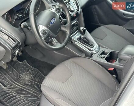 Серый Форд Фокус, объемом двигателя 1.6 л и пробегом 194 тыс. км за 8250 $, фото 16 на Automoto.ua