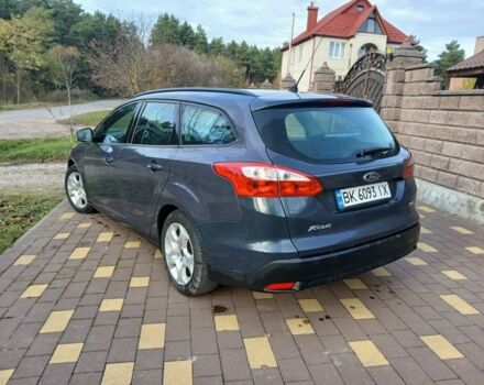 Серый Форд Фокус, объемом двигателя 1.6 л и пробегом 260 тыс. км за 7200 $, фото 7 на Automoto.ua