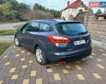 Серый Форд Фокус, объемом двигателя 1.6 л и пробегом 260 тыс. км за 7200 $, фото 3 на Automoto.ua