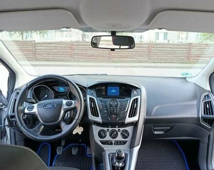 Сірий Форд Фокус, об'ємом двигуна 1.56 л та пробігом 262 тис. км за 7750 $, фото 15 на Automoto.ua