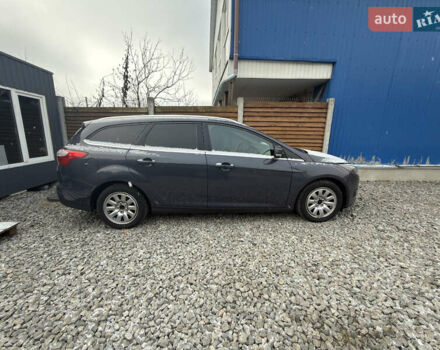 Серый Форд Фокус, объемом двигателя 1.6 л и пробегом 180 тыс. км за 2999 $, фото 4 на Automoto.ua