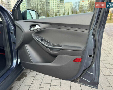 Серый Форд Фокус, объемом двигателя 1.6 л и пробегом 190 тыс. км за 8700 $, фото 48 на Automoto.ua