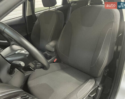 Сірий Форд Фокус, об'ємом двигуна 1.6 л та пробігом 242 тис. км за 8450 $, фото 37 на Automoto.ua