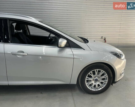 Сірий Форд Фокус, об'ємом двигуна 1.6 л та пробігом 242 тис. км за 8450 $, фото 7 на Automoto.ua