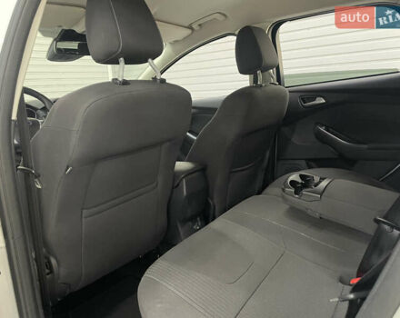 Серый Форд Фокус, объемом двигателя 1.6 л и пробегом 248 тыс. км за 7999 $, фото 38 на Automoto.ua