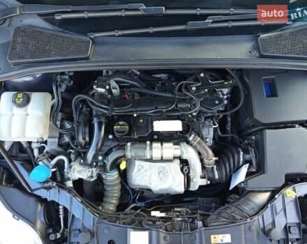 Серый Форд Фокус, объемом двигателя 1.56 л и пробегом 240 тыс. км за 7500 $, фото 37 на Automoto.ua