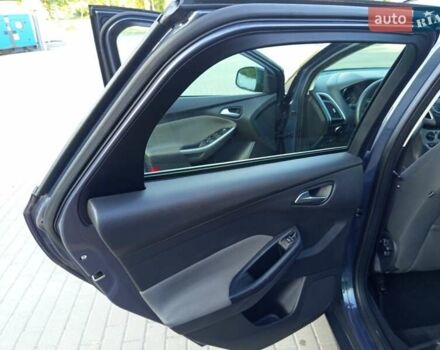 Серый Форд Фокус, объемом двигателя 1.56 л и пробегом 240 тыс. км за 7500 $, фото 31 на Automoto.ua