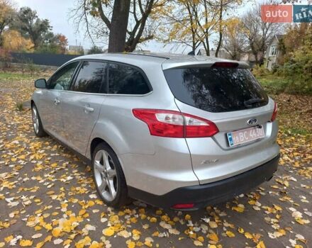 Сірий Форд Фокус, об'ємом двигуна 1.6 л та пробігом 235 тис. км за 8200 $, фото 4 на Automoto.ua