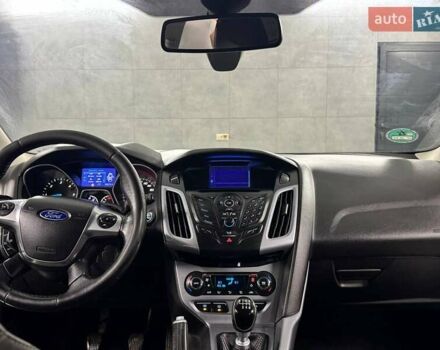 Серый Форд Фокус, объемом двигателя 1.6 л и пробегом 296 тыс. км за 7849 $, фото 9 на Automoto.ua