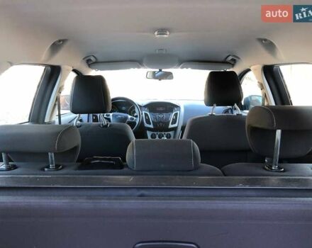 Серый Форд Фокус, объемом двигателя 1 л и пробегом 238 тыс. км за 5999 $, фото 5 на Automoto.ua