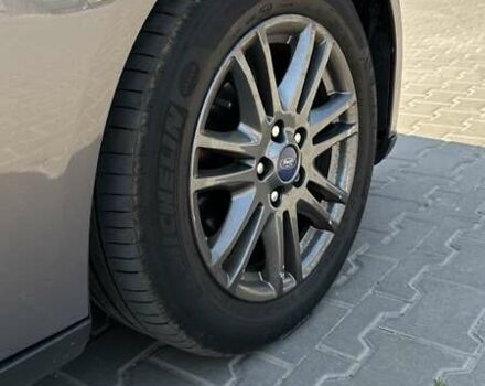 Серый Форд Фокус, объемом двигателя 1.6 л и пробегом 202 тыс. км за 8100 $, фото 8 на Automoto.ua