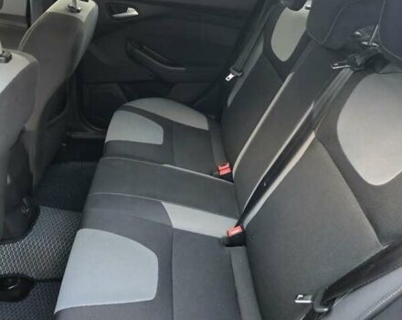 Серый Форд Фокус, объемом двигателя 1.6 л и пробегом 265 тыс. км за 7300 $, фото 6 на Automoto.ua