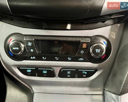 Серый Форд Фокус, объемом двигателя 1.6 л и пробегом 296 тыс. км за 7849 $, фото 4 на Automoto.ua