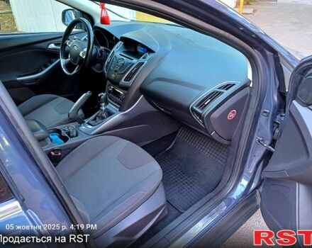 Серый Форд Фокус, объемом двигателя 1.6 л и пробегом 220 тыс. км за 7700 $, фото 6 на Automoto.ua