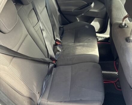 Сірий Форд Фокус, об'ємом двигуна 1.6 л та пробігом 390 тис. км за 5600 $, фото 4 на Automoto.ua