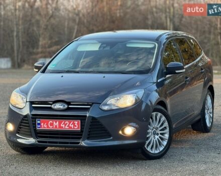 Серый Форд Фокус, объемом двигателя 1.6 л и пробегом 246 тыс. км за 8300 $, фото 2 на Automoto.ua