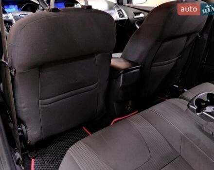 Серый Форд Фокус, объемом двигателя 1.6 л и пробегом 215 тыс. км за 5900 $, фото 30 на Automoto.ua