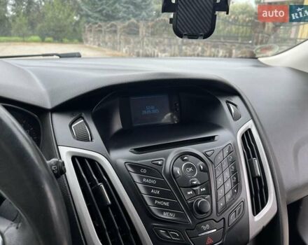 Серый Форд Фокус, объемом двигателя 1.6 л и пробегом 260 тыс. км за 7200 $, фото 16 на Automoto.ua