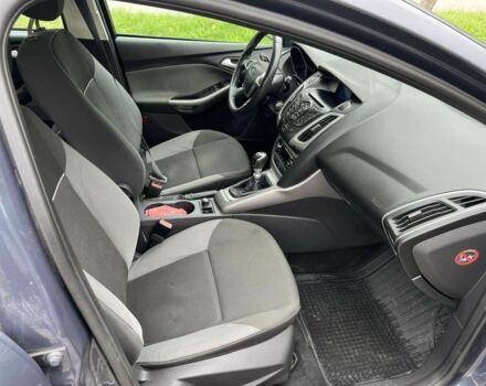 Серый Форд Фокус, объемом двигателя 1.6 л и пробегом 260 тыс. км за 7200 $, фото 17 на Automoto.ua