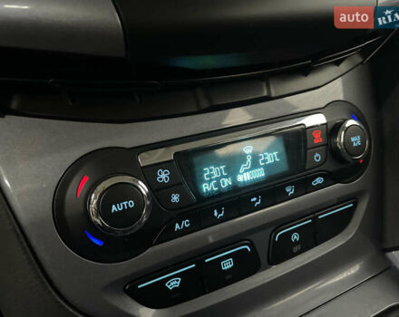 Сірий Форд Фокус, об'ємом двигуна 1.6 л та пробігом 242 тис. км за 8450 $, фото 29 на Automoto.ua