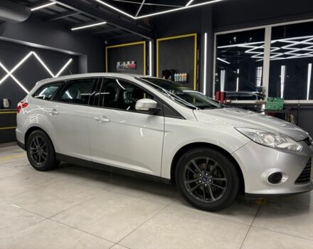 Серый Форд Фокус, объемом двигателя 1.6 л и пробегом 271 тыс. км за 6999 $, фото 3 на Automoto.ua