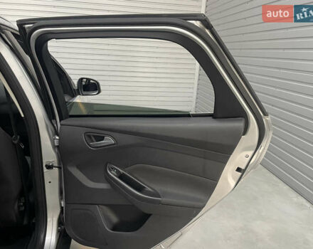 Серый Форд Фокус, объемом двигателя 1.6 л и пробегом 248 тыс. км за 7999 $, фото 19 на Automoto.ua