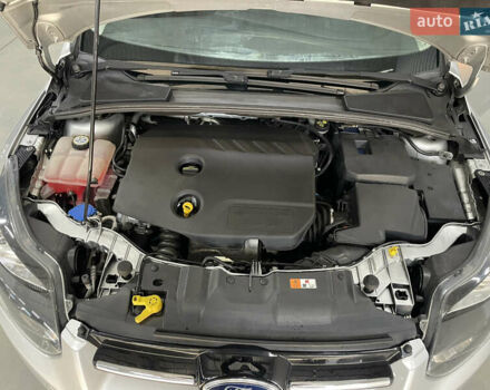 Сірий Форд Фокус, об'ємом двигуна 1.6 л та пробігом 242 тис. км за 8450 $, фото 12 на Automoto.ua