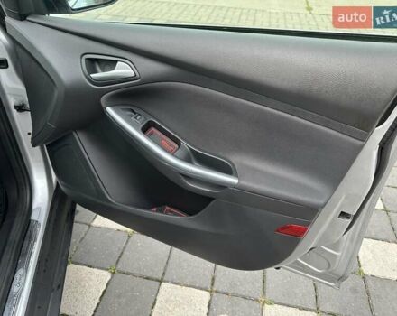 Серый Форд Фокус, объемом двигателя 1.6 л и пробегом 194 тыс. км за 8250 $, фото 42 на Automoto.ua