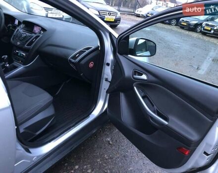 Серый Форд Фокус, объемом двигателя 1.6 л и пробегом 209 тыс. км за 7500 $, фото 23 на Automoto.ua