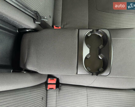 Серый Форд Фокус, объемом двигателя 1.6 л и пробегом 219 тыс. км за 8749 $, фото 42 на Automoto.ua