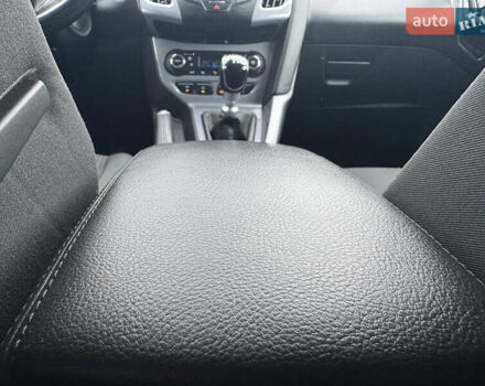 Серый Форд Фокус, объемом двигателя 1.6 л и пробегом 219 тыс. км за 8749 $, фото 77 на Automoto.ua