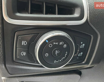 Серый Форд Фокус, объемом двигателя 1.56 л и пробегом 234 тыс. км за 8500 $, фото 12 на Automoto.ua