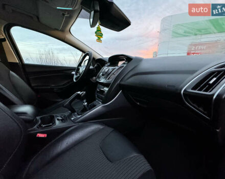 Серый Форд Фокус, объемом двигателя 1.6 л и пробегом 219 тыс. км за 9499 $, фото 101 на Automoto.ua