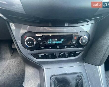 Серый Форд Фокус, объемом двигателя 1.6 л и пробегом 224 тыс. км за 8500 $, фото 37 на Automoto.ua