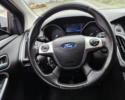 Серый Форд Фокус, объемом двигателя 1.6 л и пробегом 220 тыс. км за 8200 $, фото 3 на Automoto.ua