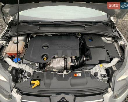 Серый Форд Фокус, объемом двигателя 1.6 л и пробегом 215 тыс. км за 8200 $, фото 13 на Automoto.ua