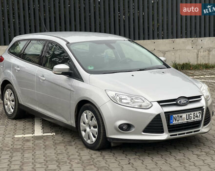 Серый Форд Фокус, объемом двигателя 1.6 л и пробегом 243 тыс. км за 7000 $, фото 4 на Automoto.ua