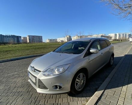 Серый Форд Фокус, объемом двигателя 1.6 л и пробегом 280 тыс. км за 5500 $, фото 5 на Automoto.ua