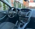 Серый Форд Фокус, объемом двигателя 1.6 л и пробегом 206 тыс. км за 8200 $, фото 2 на Automoto.ua